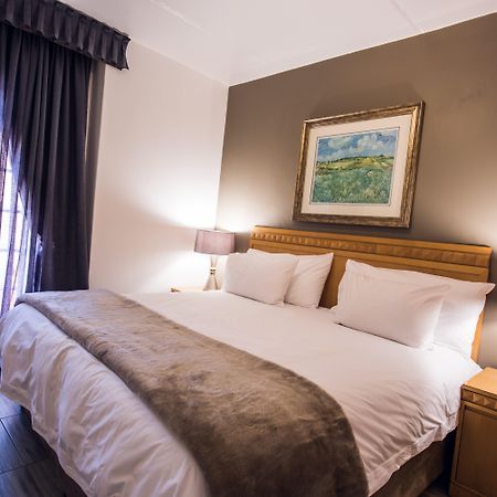 Airport Inn And Suites Edenvale Exteriér fotografie