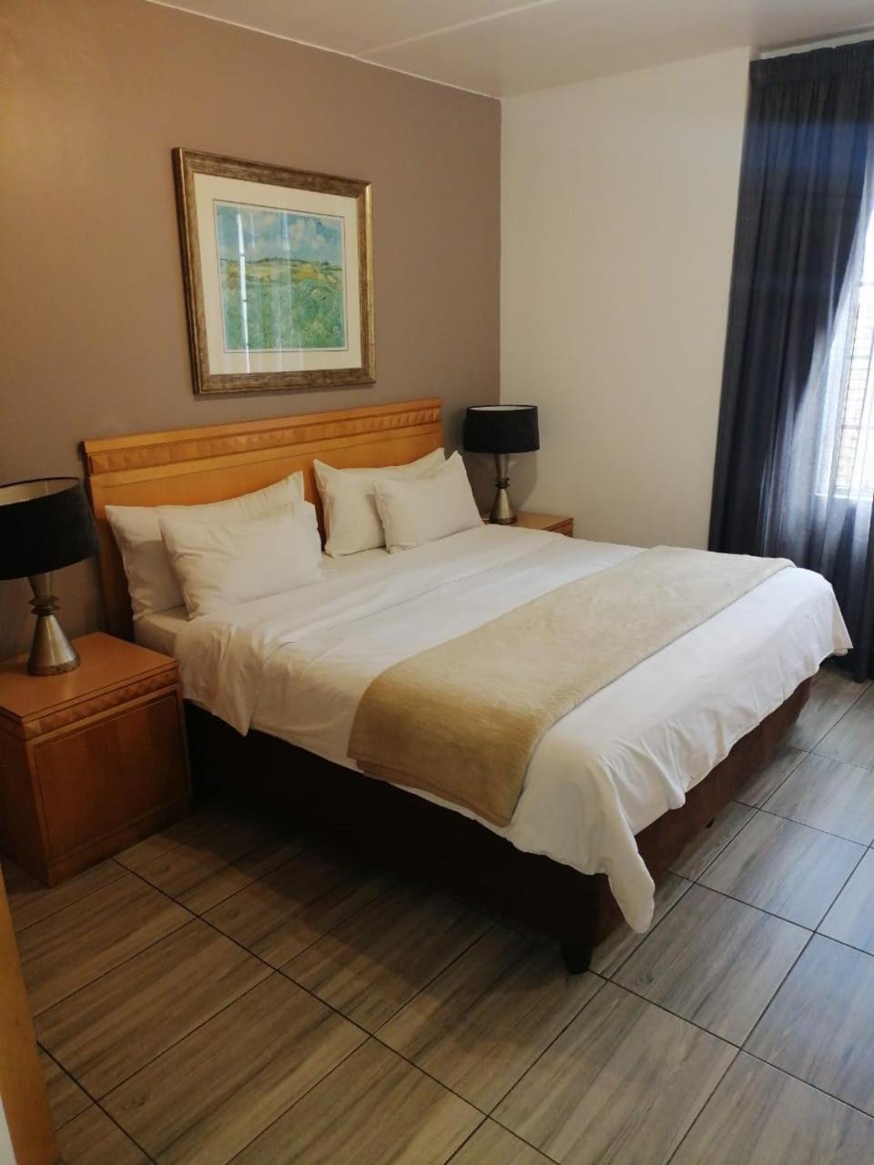 Airport Inn And Suites Edenvale Exteriér fotografie