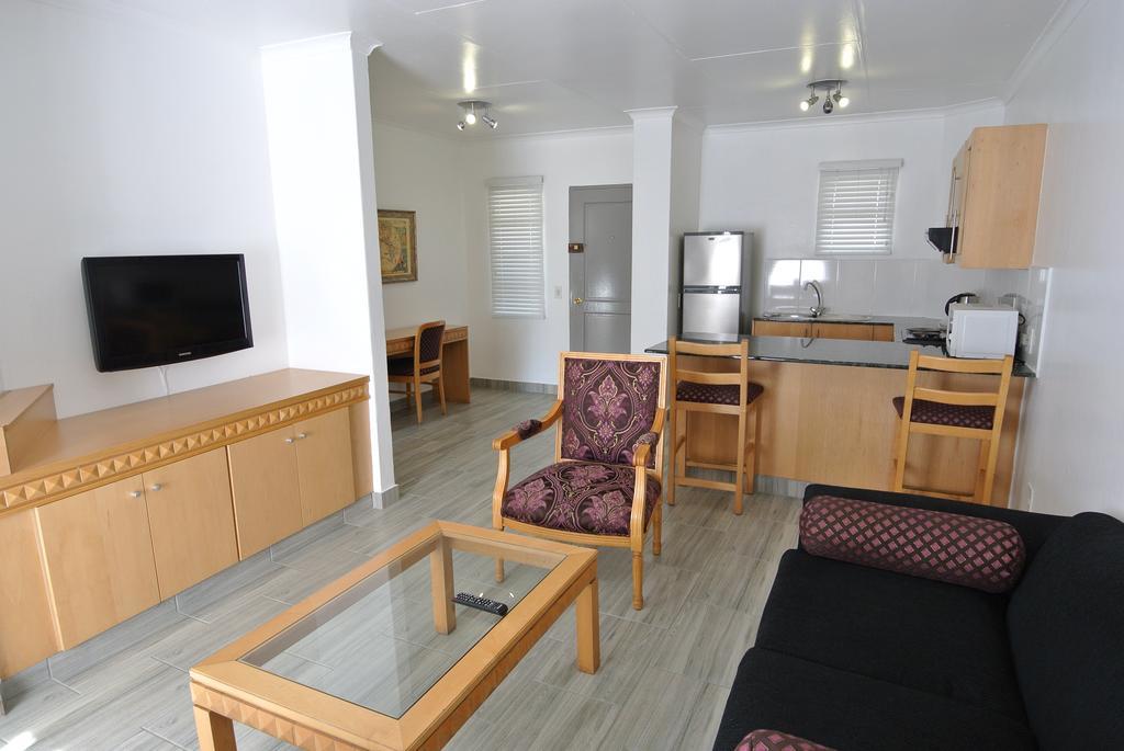 Airport Inn And Suites Edenvale Exteriér fotografie